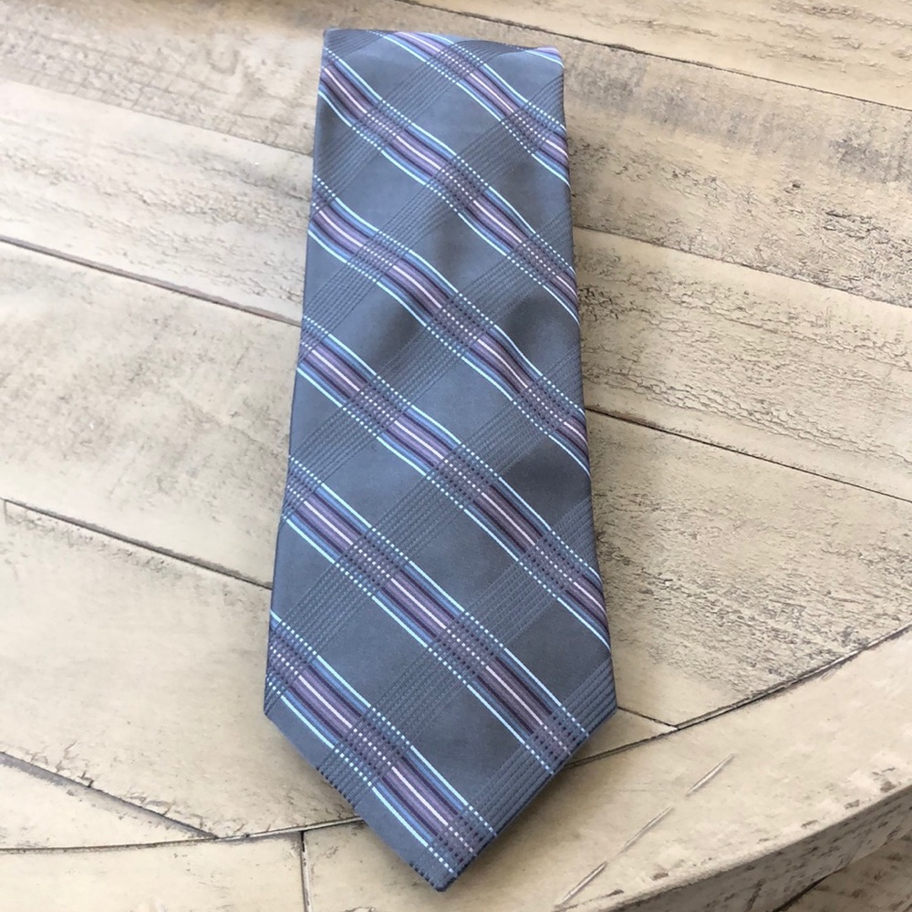 Jones New York tie